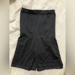 BLANQI EVERYDAY Maternity Belly Support Girlshort size Small